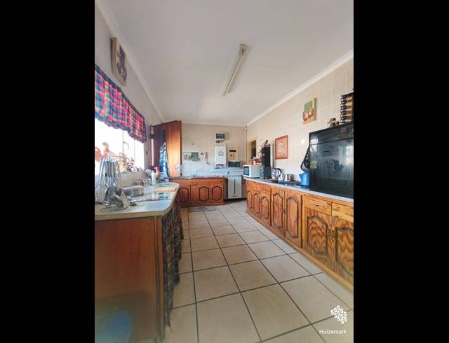 3 BEDROOM HOUSE FOR SALE IN SASOLBURG EXT 12